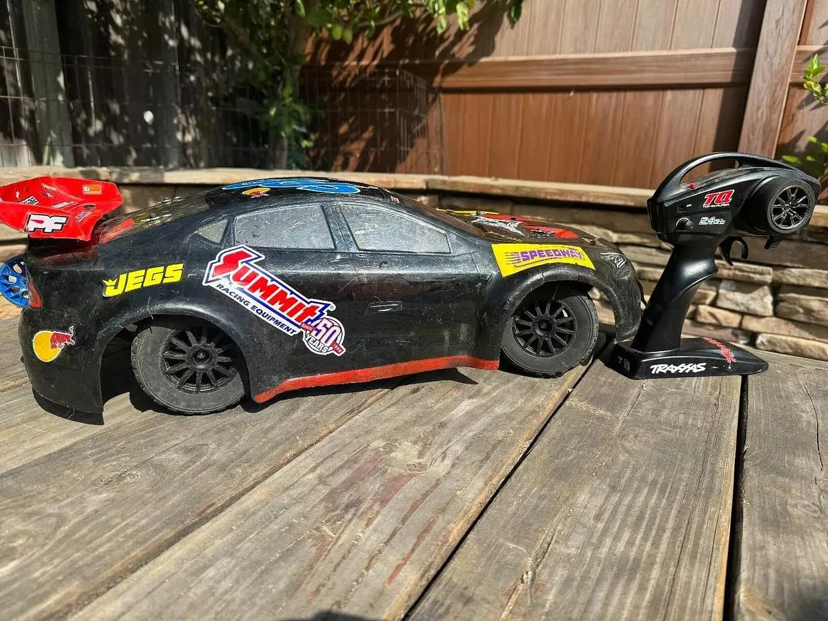 USED TRAXXAS SLASH