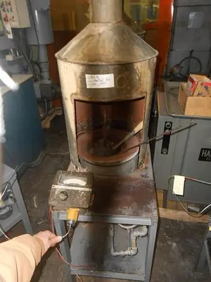 Charles Hones Gas Operated Melting Pot