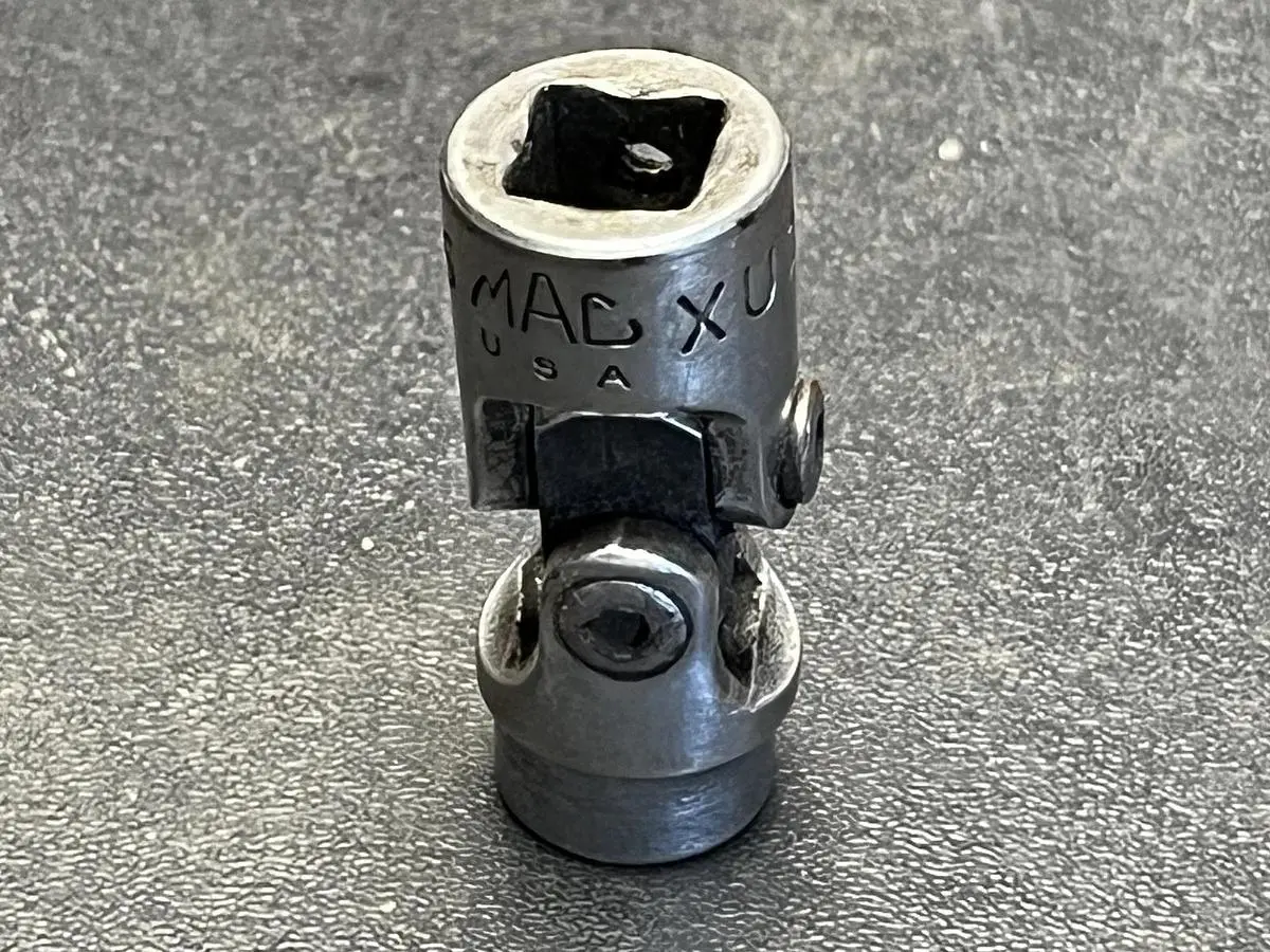 Mac Tools XU146  7/16in. 3/8" Drive  6PT Swivel Shallow Chrome Socket  7/16"