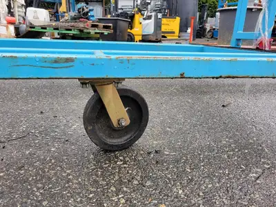 Rolling Cart 191" x 48" x 78"