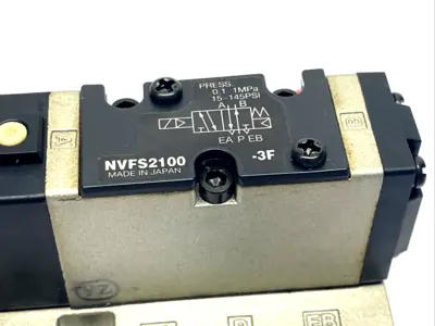 NVFS2100-3F | SMC  Solenoid Valve 4/5 Port NVF2000-1 Base - Used