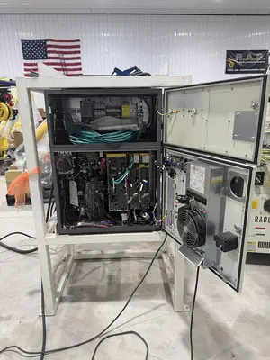 Used 2019 FANUC FANUC R-2000IC/210F Robots Michigan US | Aucto #1332199