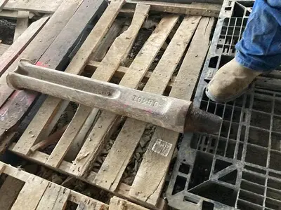 Used AFTERMARKET 5-7/8” TO 6” DIAMETER X 31” LENGTH CABLE TOOL DRILLING CHISEL BIT Other Cutting Tools Pennsylvania US | East West Machinery & Drilling #1417187