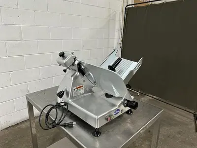 USED GLOBE G12