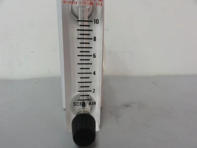 USED DWYER INSTRUMENTS VFA-4-SSV