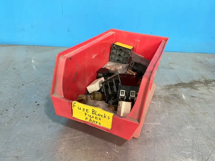 Used _UNKNOWN_ _UNKNOWN_ Fuse Accessories Ohio US | HGR 24 #1314255
