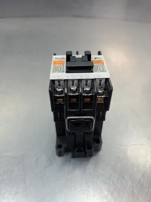 FUJI ELECTRIC SC-03 [11] 20A Contactor. 4B-23