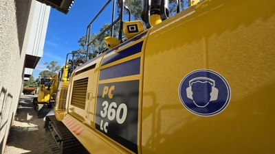 Used 2026 Komatsu PC360LC-11 Excavators California US | Rubbl #1319164