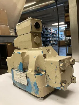 USED VICKERS DG4V-3-2A-M-W-B-40