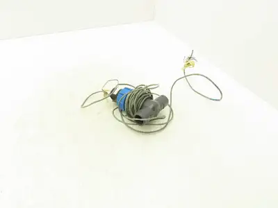 Omega FP-5600 Paddlewheel Flowmeter Low Flow Sensor 1/2"PVC Tee Fitting FP-5305M