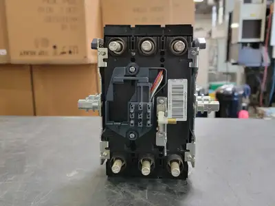 NEW SQUARE D HLD36060U43XAA