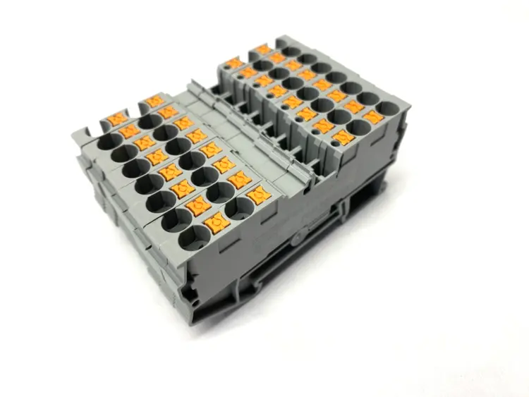 Used PHOENIX CONTACT FEED-THROUGH TERMINAL BLOCK 3211797 LOT OF 8 Terminal Blocks | Maverick Industrial Sales #1104343