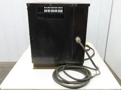 Hawker 6M450B Lifeguard Ferroresonant Charger 12V 381-450ah 208/240/480V 1Ph