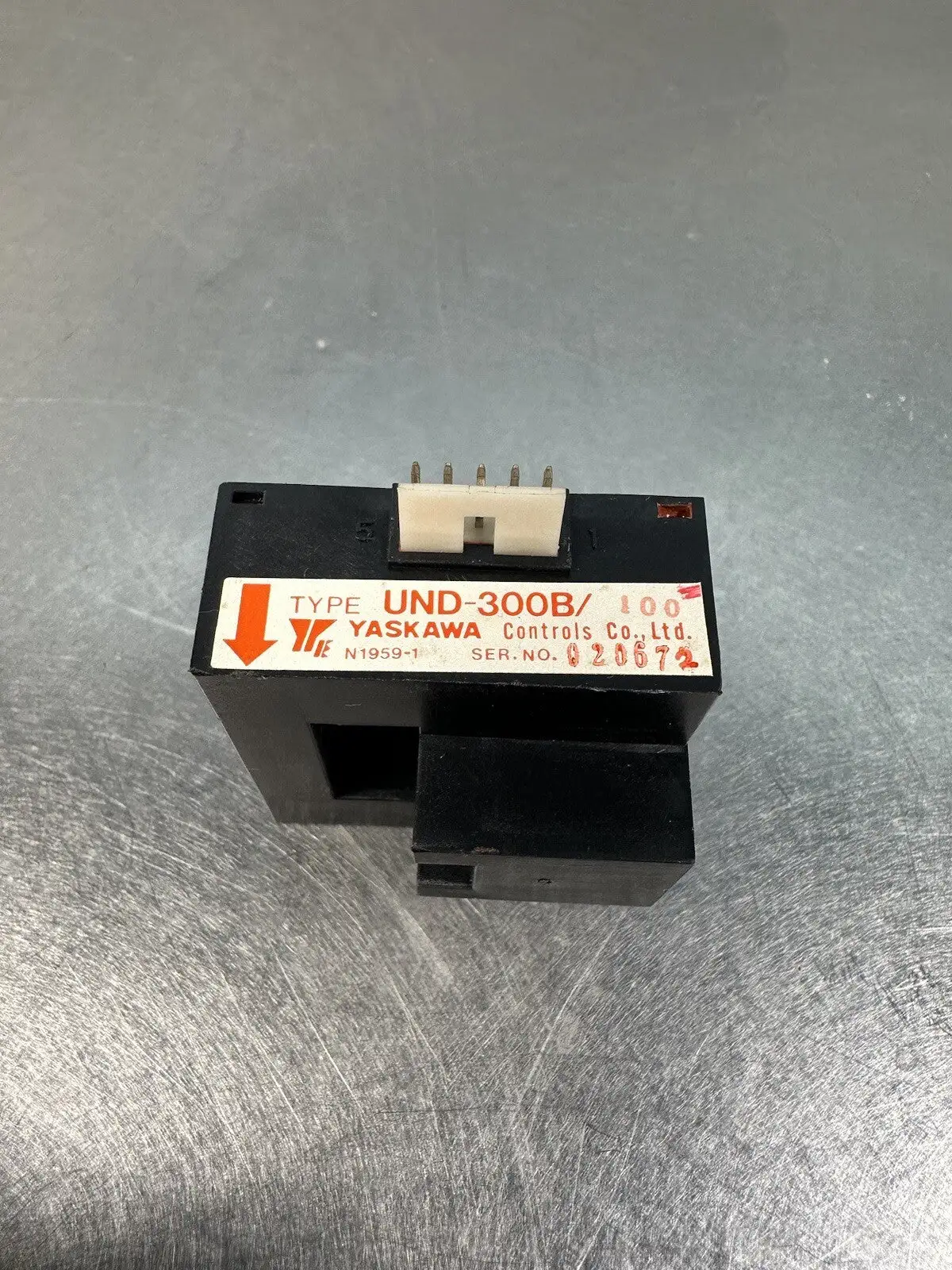 YASKAWA CURRENT TRANSFORMER MODULE UND-300B/100 (BIN-1.5.1)