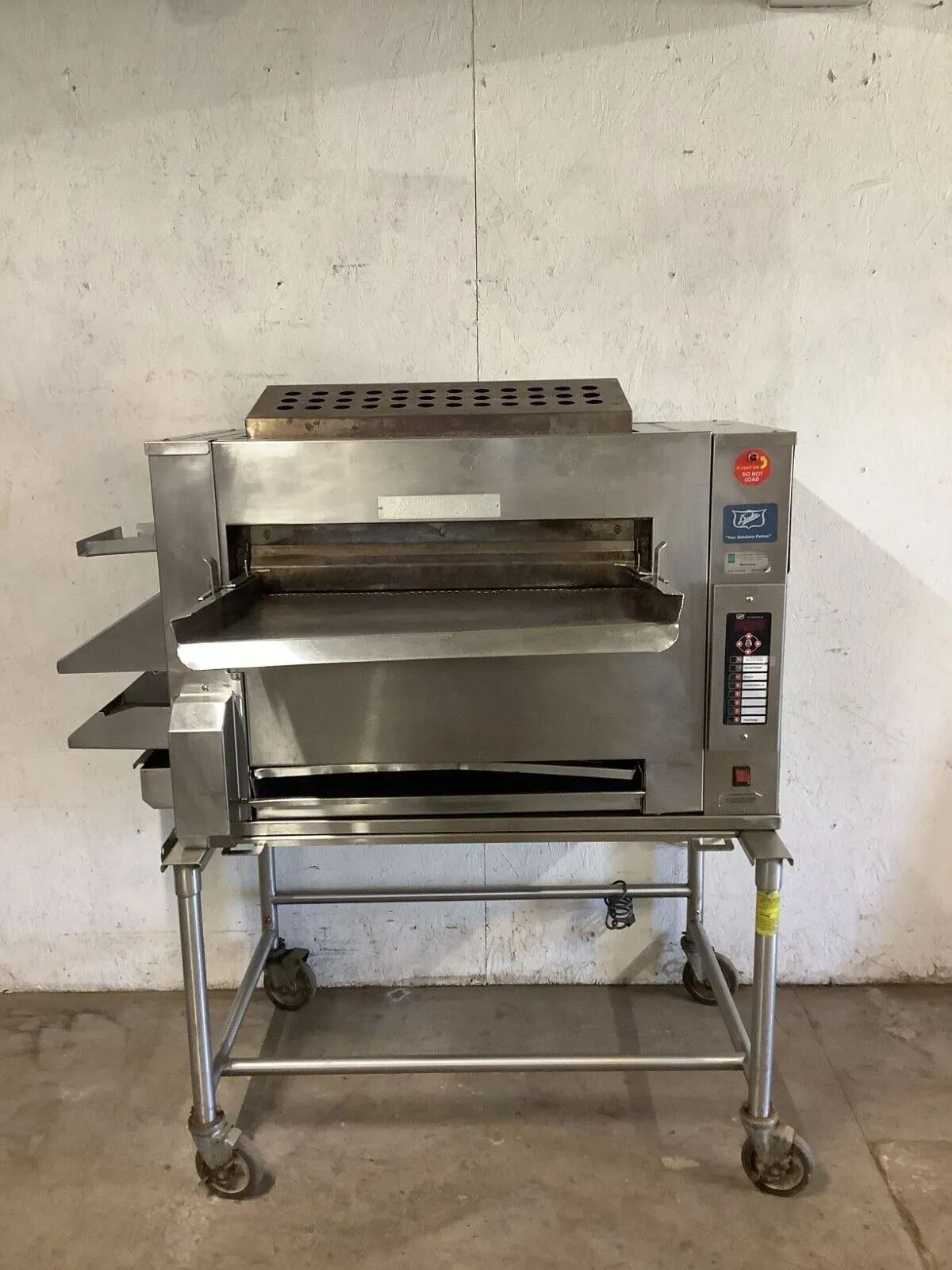 152-0597 Duke FBB Natural Gas Flexible Batch Broiler