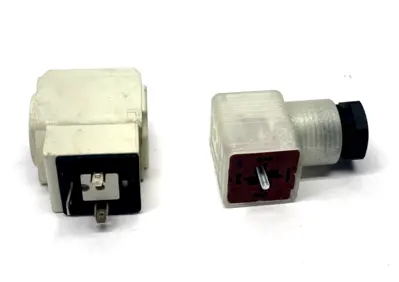 VXD252MZ2CG | SMC  2-Port Solenoid Valve Coil 110VAC 7VA 20mm Orifice, COIL ONLY - Used