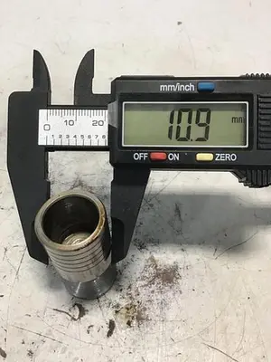 USED VICKERS 25-D10-30