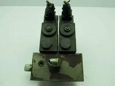 Daikin JSO-G02-2BA-20-N Solenoid Valve 100VAC W/MC-02P-05-10 Check Valve