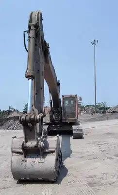 USED 2025 VOLVO EC210EB