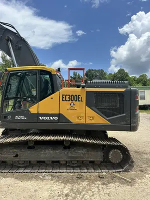 Used 2022 VOLVO EC300EL Excavators Louisiana US | Proxy Equipment #1378356