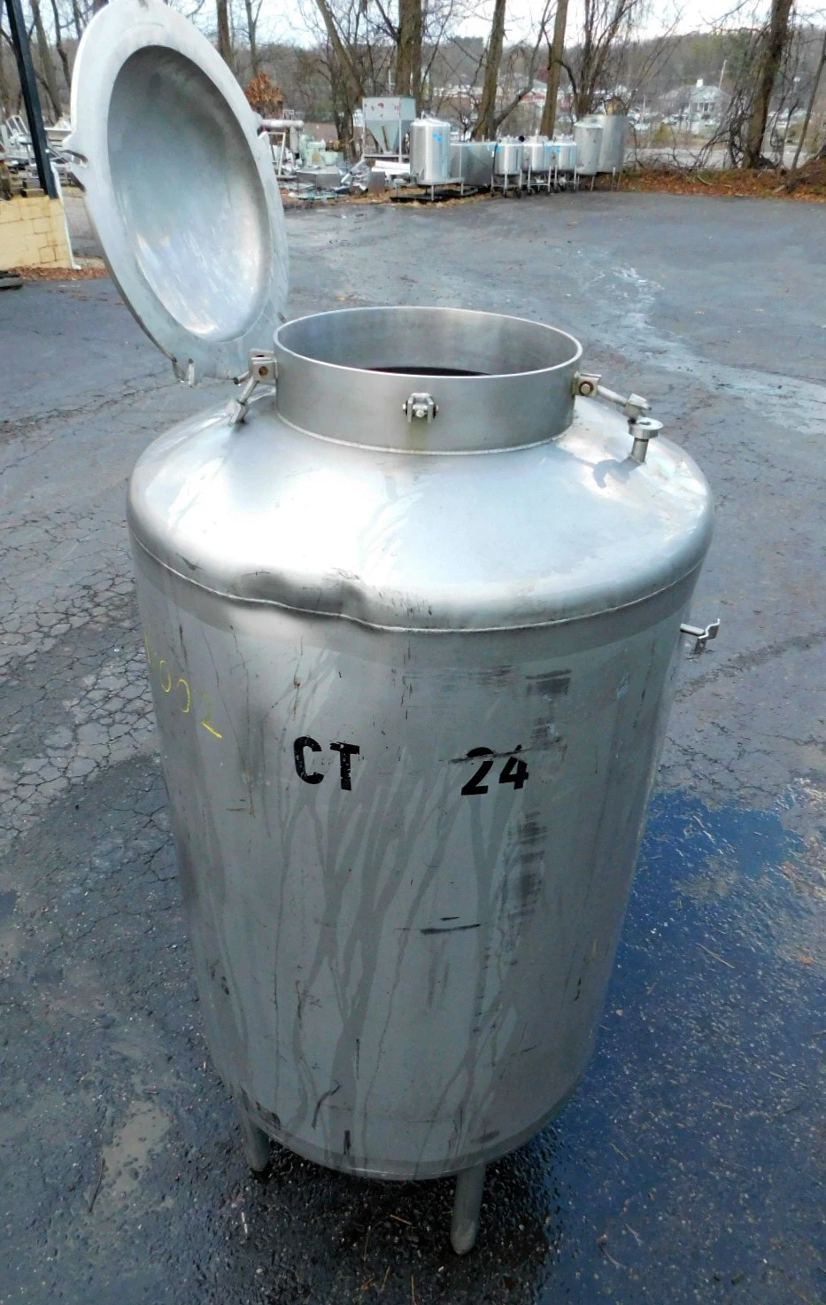 USED 200 GALLON TANK 200 GALLON