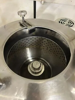 Used _UNKNOWN_ _UNKNOWN_ Basket Top Unload Centrifuges Florida US | Sanders Equipment #1324361