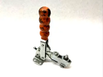 USED BRAUER VERTICAL TOGGLE CLAMP