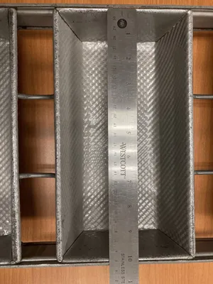 4 Strap Loaf Pans