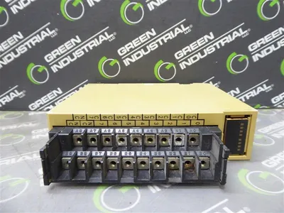 Omron C200H-OC224 Output Unit without door Used