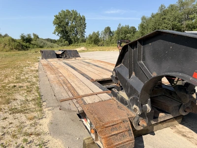 Used 2011 PITTS 50 TON DROP DECK TRI-AXLE Lowboy Trailers Michigan US | Miedema Asset Management Group #1338402