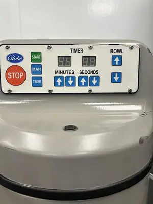 USED GLOBE SP62P