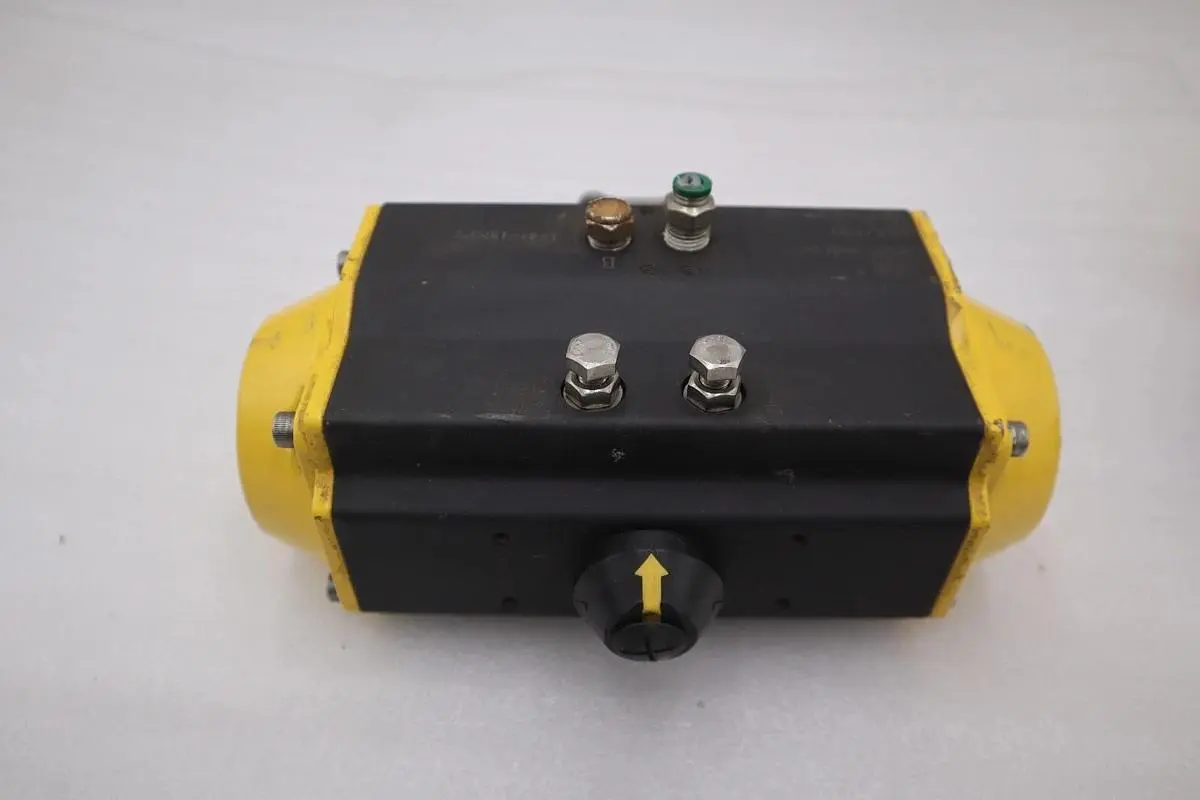 Sharpe SPN II 085 Double Acting Rack and Pinion Pneumatic Actuator STOCK 1550-A