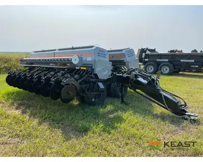 Used CRUSTBUSTER _UNKNOWN_ No-Till Drills Iowa US | Keast Enterprises #1360182