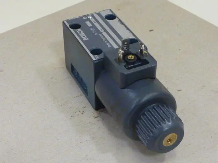 USED BOSCH 0 810 091 227