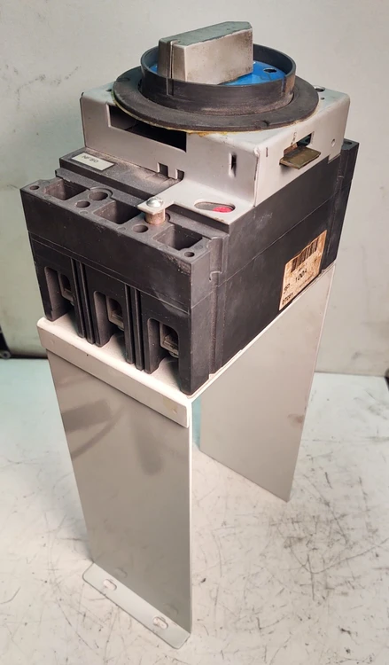 Used Mitsubishi / GE _UNKNOWN_ Circuit Breakers Kentucky US | Edwards Industrial Repair #974533