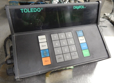 USED METTLER TOLEDO 120 LB SCALE KB 660.2