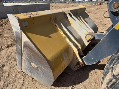 USED 2018 JOHN DEERE 624K-II