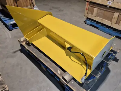 NEW KOMATSU 561-85-80200