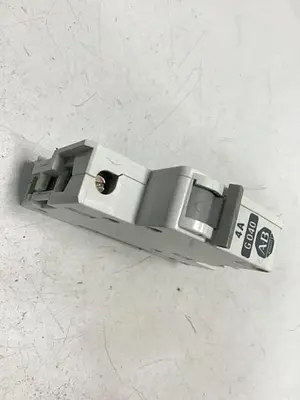 USED ALLEN BRADLEY 1492-CB1/G040 SER A