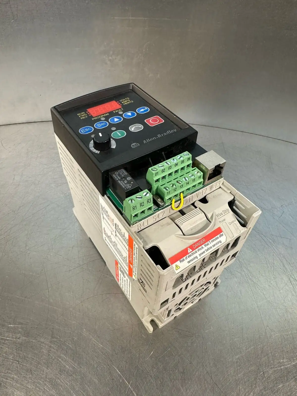 Allen-Bradley 22A-D1P4N104 /A 22AD1P4N104 (4.5.3)