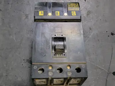 USED SQUARE D Q232150