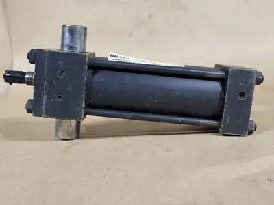 USED LAMB-GRAYS 870301-17