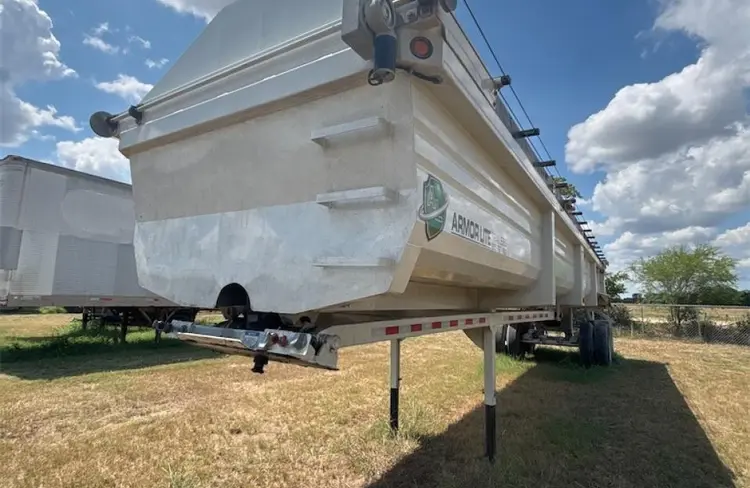 Used 2024 ARMOR LITE 38' END DUMP Misc Trucks Texas US | Mitsubishi HC Capital America #323543