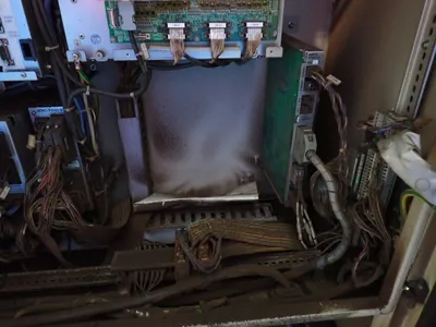 USED 2010 YASKAWA MOTOMAN MH6