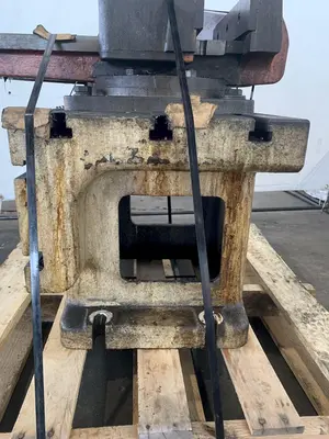 24" W X 18"D X 12 T CARLTON T-SLOTTED DRILL BOX TABLE. STOCK # 0996724