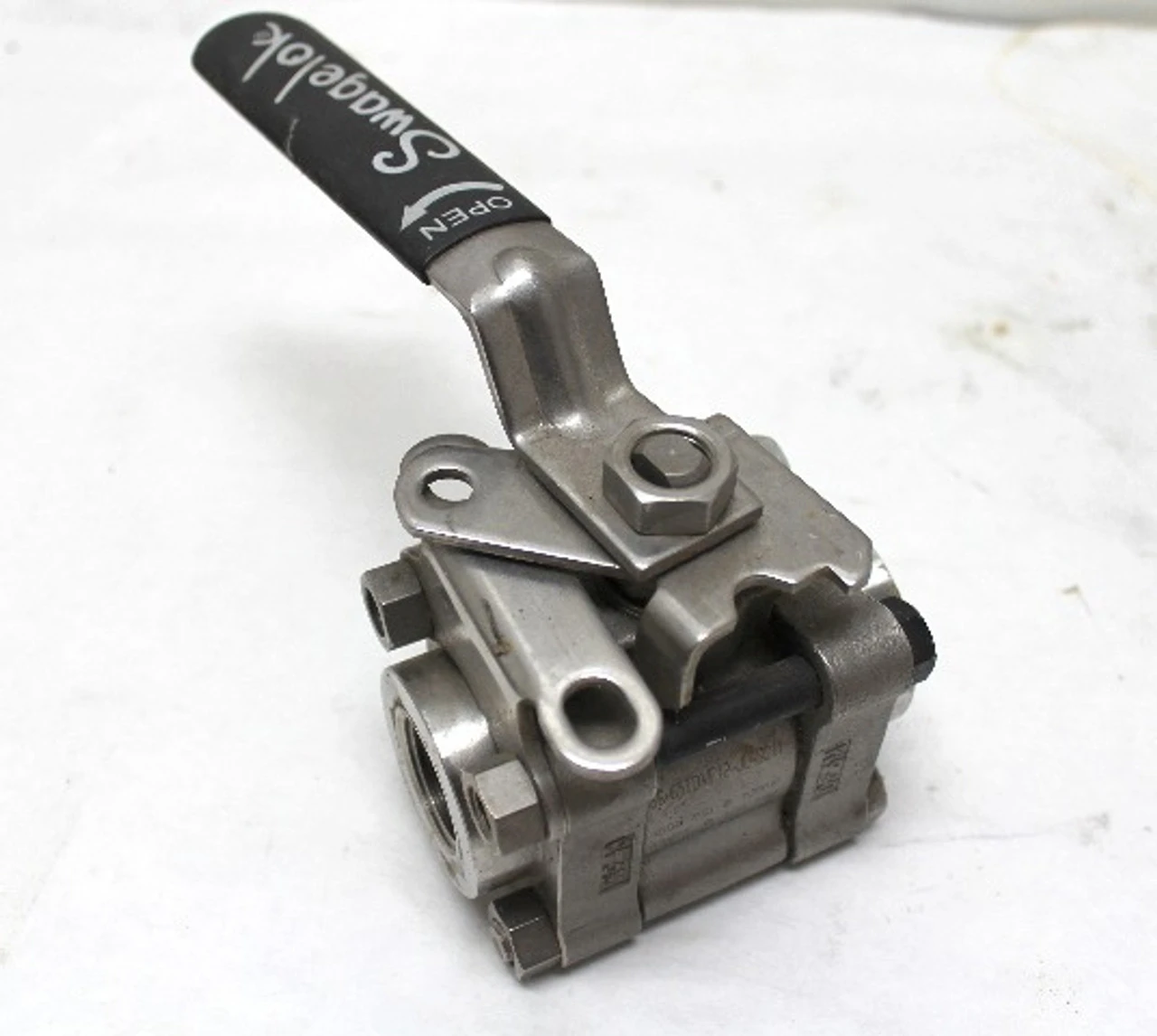 USED SWAGELOK SS-65TDVF12-JL