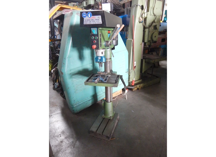 Used BROWN 10 SPEED DRILL PRESS Drilling Machines/Hole Boring Machines BE | Apt International N.V #361801