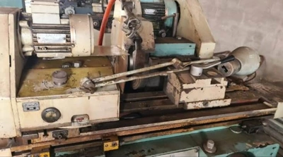 TOS Hostivař Universal Cylindrical Grinder, in good used condition, visible under power