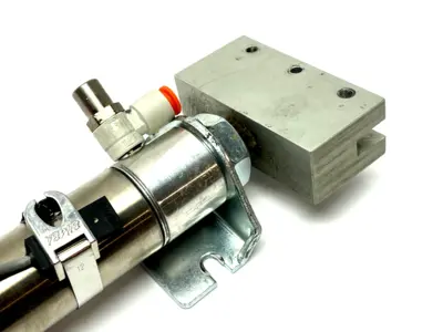 M-1221-DP | Bimba  Round Body Cylinder w/ Auto Switch - Used