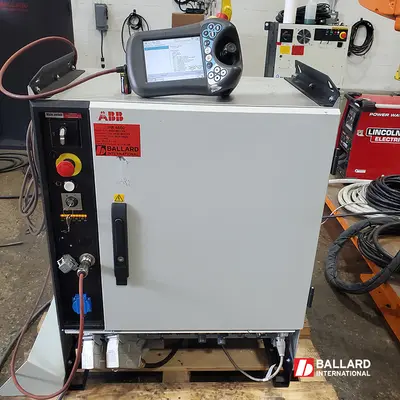 ABB IRB 4600-20/2.5 Welding Robot w/ IRC5 Controller & Lincoln R450 Weld Package